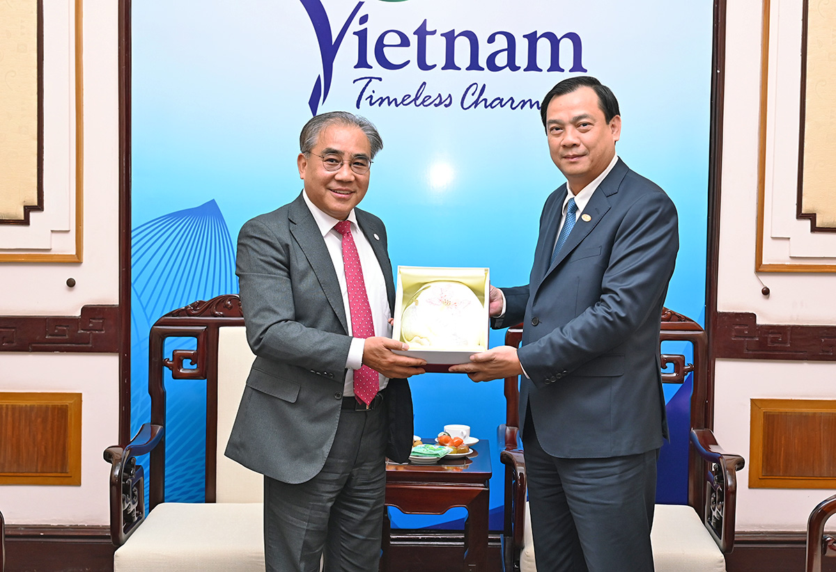 Việt Nam và Busan (Hàn Quốc) tăng cường hợp tác, thúc đẩy trao đổi khách du lịch - Ảnh 3.