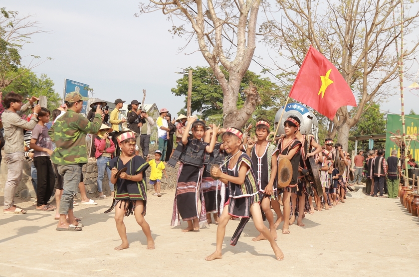 Nhiều hoạt động đặc sắc tại Festival văn hóa cồng chiêng tỉnh Gia Lai 2023 - Ảnh 1.