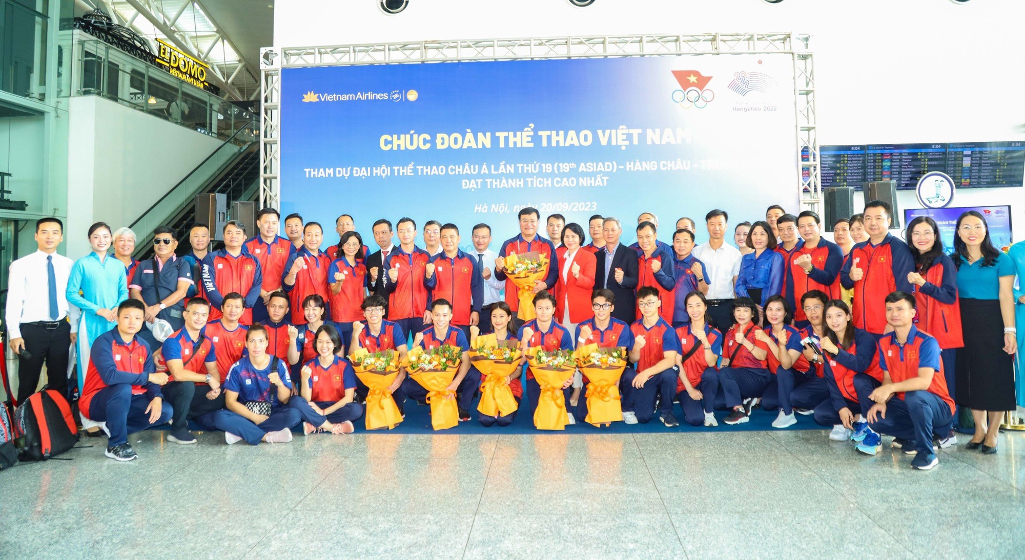 Đoàn Thể thao Việt Nam lên đường tranh tài tại ASIAD 19 - Ảnh 1.