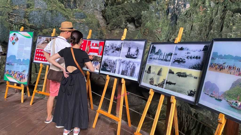 Quảng Ninh: Trưng bày 28 bức ảnh về Vịnh Hạ Long tại hang Đầu Gỗ - Ảnh 2.