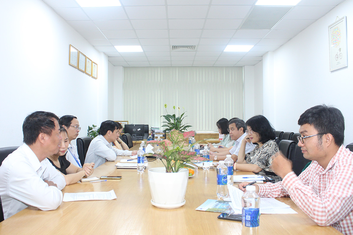 Cục Du lịch Quốc gia Việt Nam kiểm tra việc chấp hành quy định pháp luật trong hoạt động kinh doanh lữ hành tại TP.HCM - Ảnh 2.