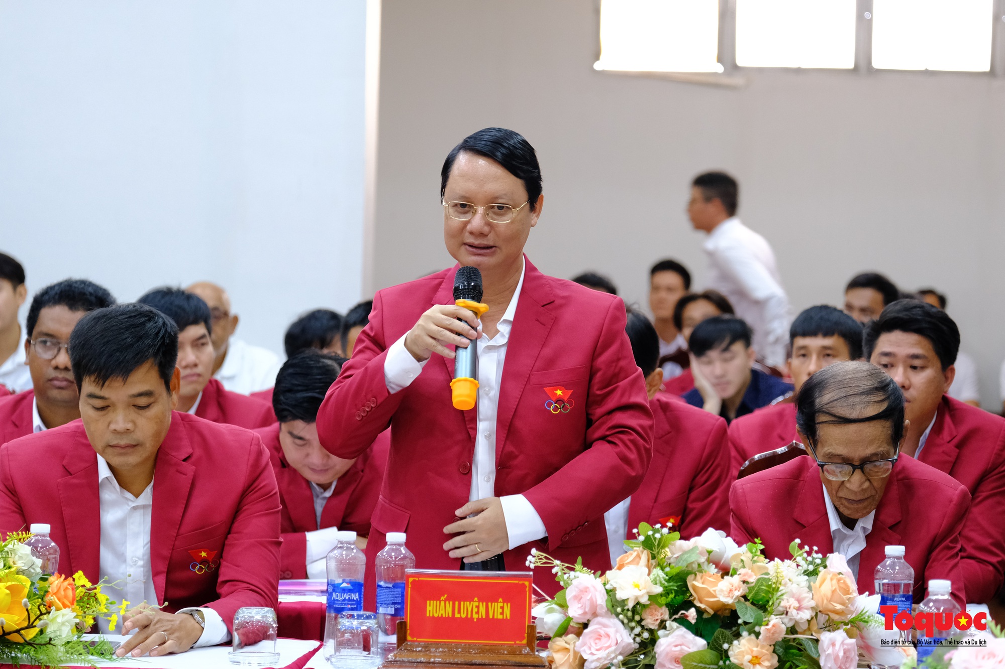 Bộ trưởng Nguyễn Văn Hùng thăm và động viên các đội tuyển tham dự ASIAD 19 tại TPHCM  - Ảnh 8.