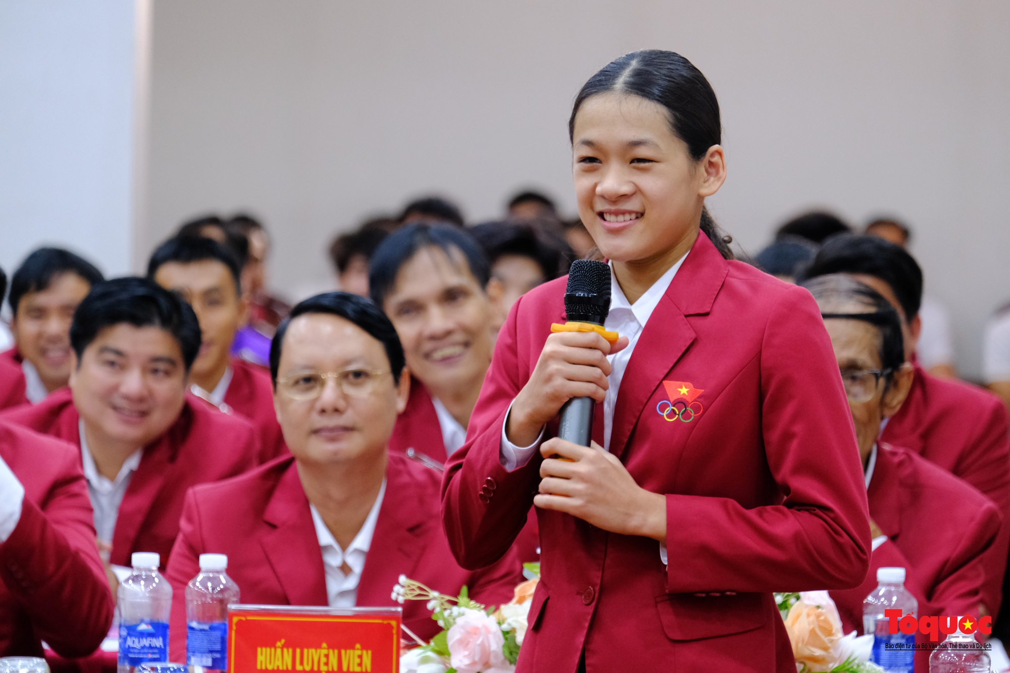 Bộ trưởng Nguyễn Văn Hùng thăm và động viên các đội tuyển tham dự ASIAD 19 tại TPHCM  - Ảnh 9.