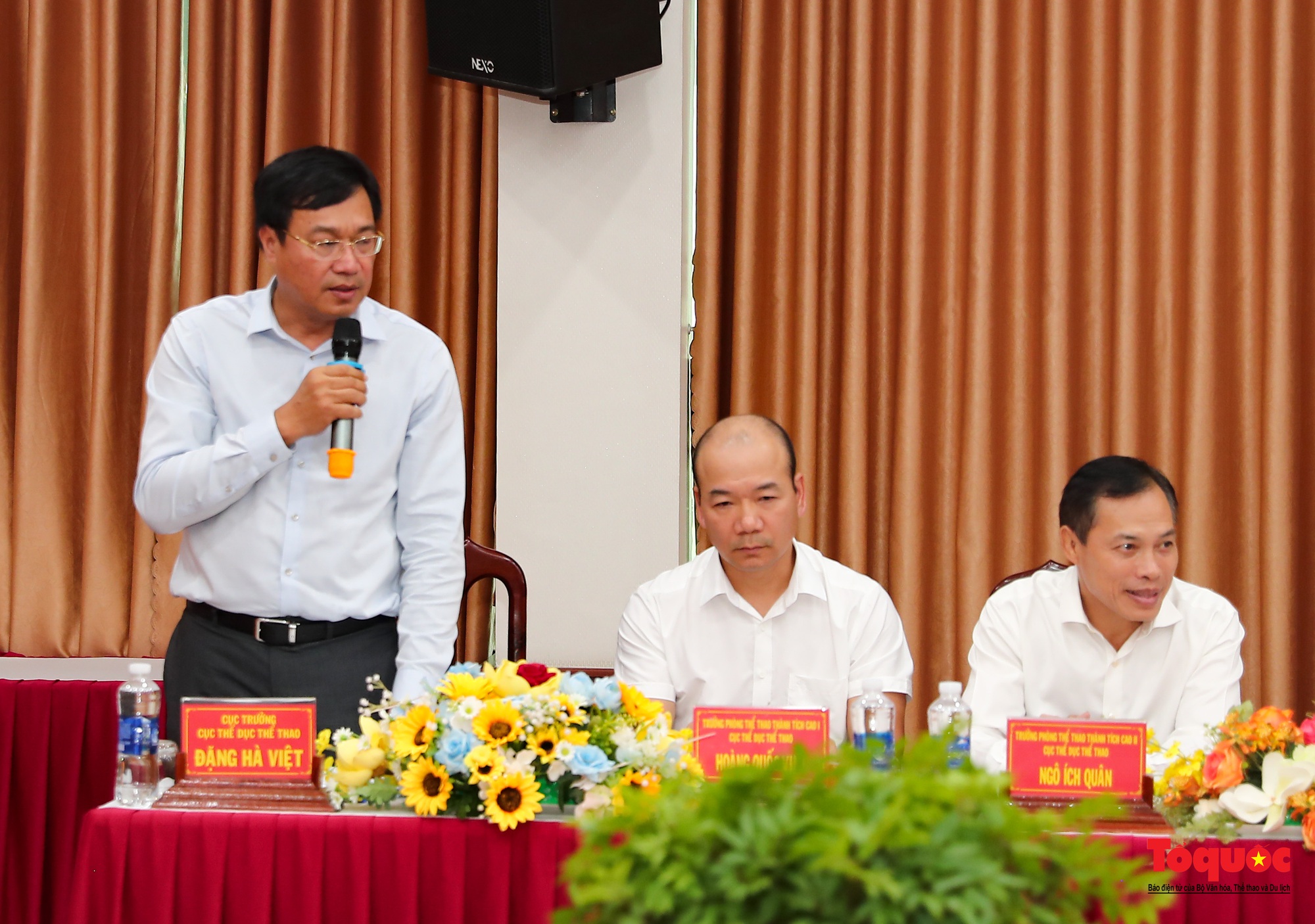 Bộ trưởng Nguyễn Văn Hùng thăm và động viên các đội tuyển tham dự ASIAD 19 tại TPHCM  - Ảnh 4.
