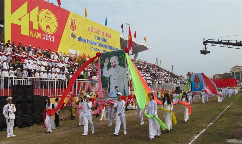 Sáng tác văn học - nghệ thuật kỷ niệm 420 năm hình thành tỉnh Quảng Bình - Ảnh 1.