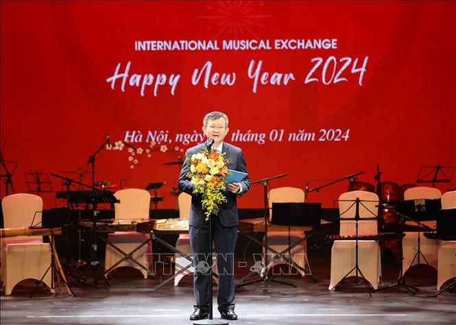 Vun đắp tình hữu nghị qua Giao lưu nghệ thuật quốc tế 'Chào năm mới 2024' - Ảnh 1.
