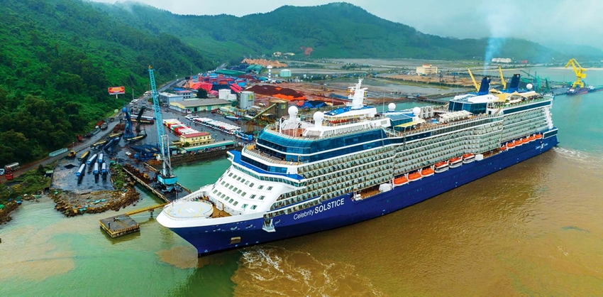 Thừa Thiên Huế: Sôi động du lịch tàu biển năm 2024 - Ảnh 1.