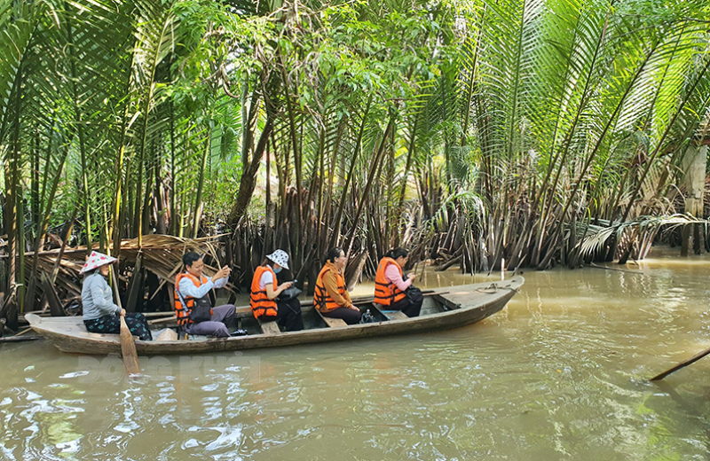 Bến Tre: Củng cố chất lượng môi trường, hoạt động đò chèo du lịch - Ảnh 1.