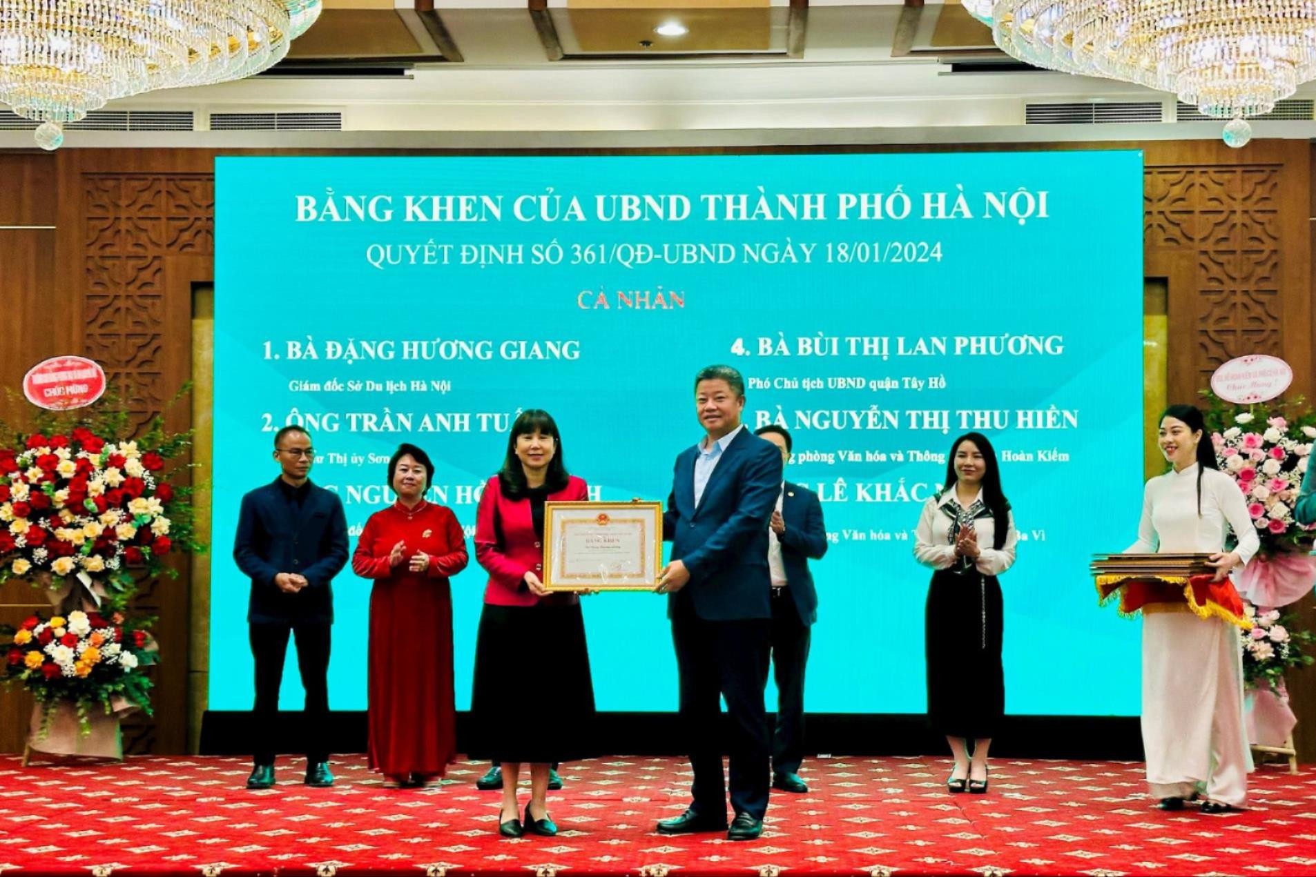 Bộ trưởng Nguyễn Văn Hùng: Hà Nội cần đi tiên phong trong việc chuyển đổi số trong lĩnh vực du lịch - Ảnh 4.