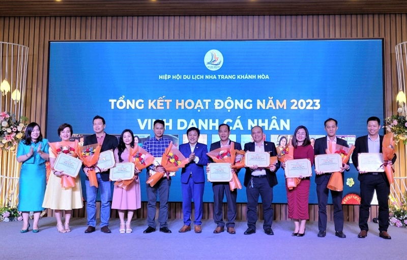 Năm 2024, Khánh Hòa phấn đấu đón 9 triệu lượt khách lưu trú - Ảnh 3.