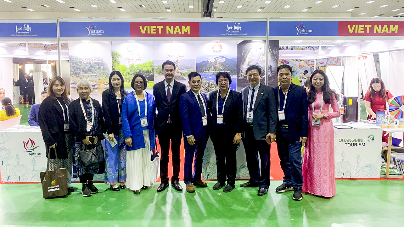 Quảng bá các giá trị nổi bật của thương hiệu du lịch Việt Nam tại Hội chợ TRAVEX 2024 - Ảnh 2.