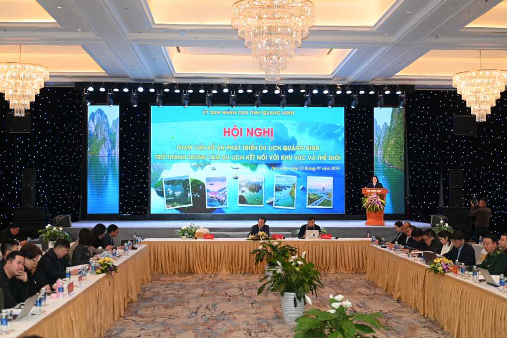 Hội nghị tham vấn Đề án Phát triển du lịch Quảng Ninh trở thành trung tâm kết nối khu vực và quốc tế - Ảnh 1.