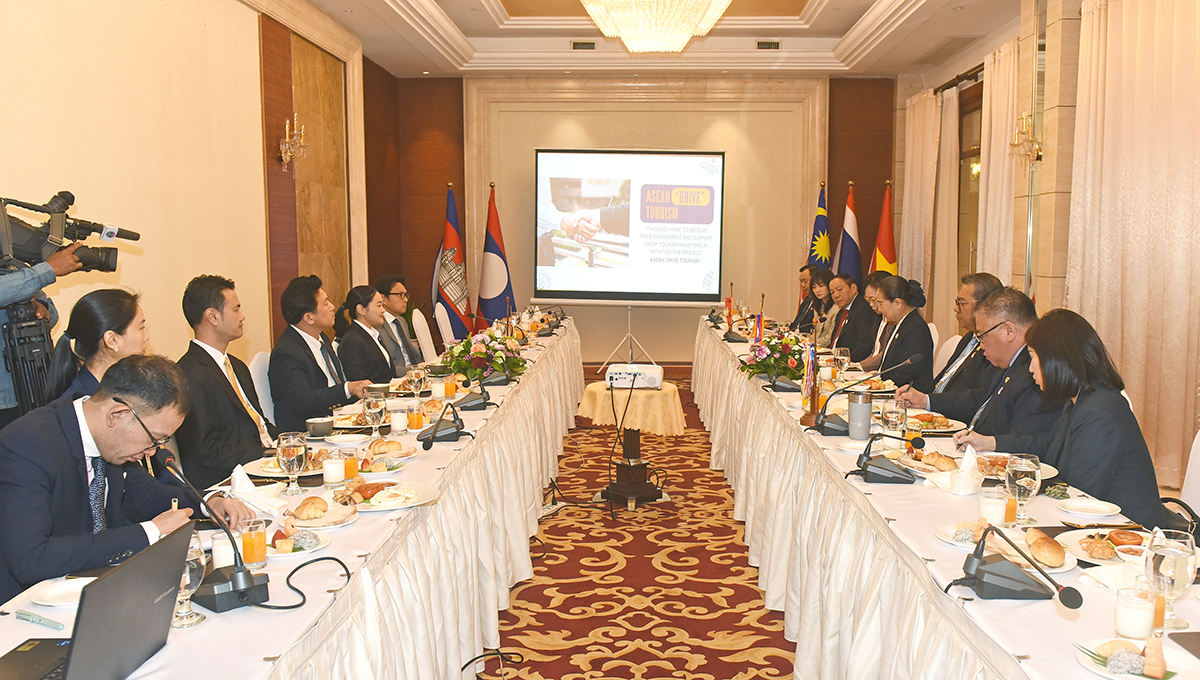 Thủ tướng Lào tiếp xã giao các Bộ trưởng Du lịch ASEAN dự ATF 2024 - Ảnh 4.