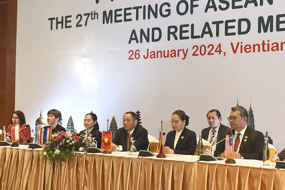 Bộ trưởng Nguyễn Văn Hùng dự họp báo Bộ trưởng Du lịch ASEAN - Ảnh 2.