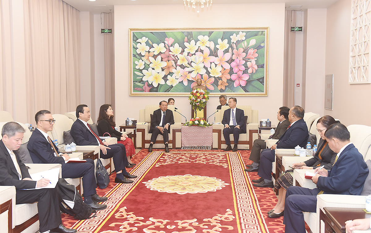 Chuyến công tác tại Lào của Bộ trưởng Nguyễn Văn Hùng mang ý nghĩa chính trị sâu sắc - Ảnh 6.