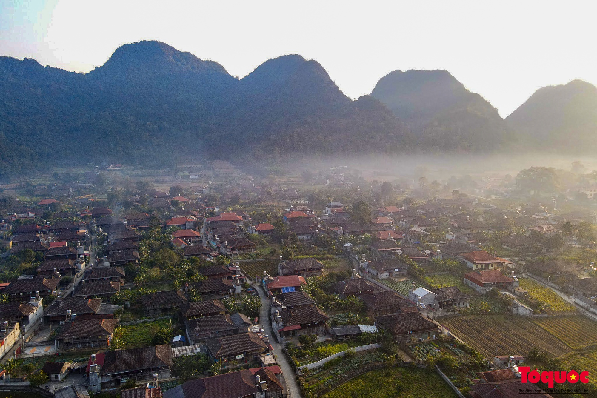 Khám phá ngôi làng cổ hàng trăm năm tại &quot;thung lũng mây&quot; Bắc Sơn - Ảnh 2.