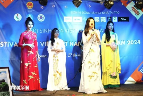 Festival sinh viên “Tôn vinh tiếng Việt, văn hóa Việt” tại Italy - Ảnh 1.