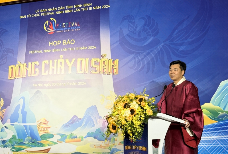 Festival Ninh Bình năm 2024: “Bộ phim dã sử cổ trang” sống động - Ảnh 1.