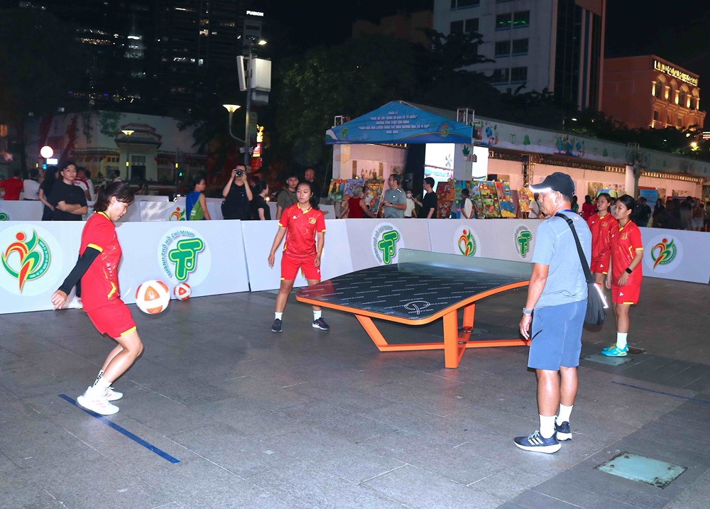 Giải Teqball vô địch thế giới 2024 sẽ diễn ra tại TP.HCM - Ảnh 1.