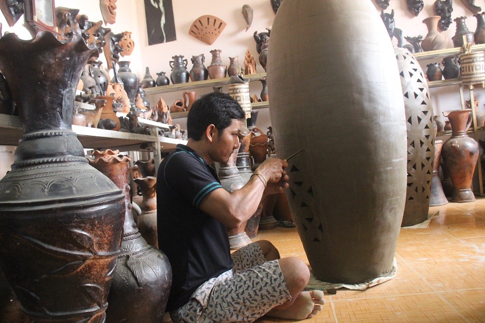 Ninh Thuận: Tâp trung nguồn lực đầu tư, phát triển làng gốm Bàu Trúc - Ảnh 4.