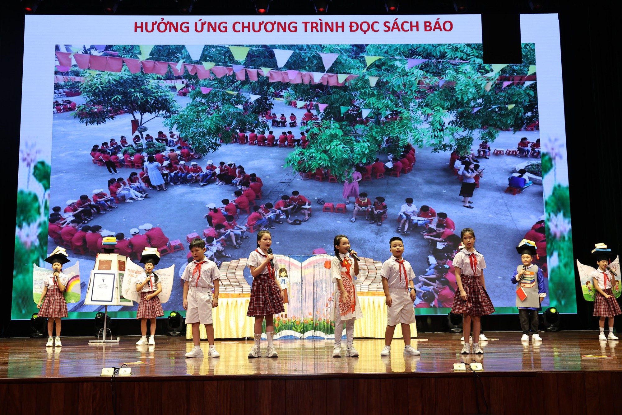 Chuyển đổi số thư viện tỉnh Ninh Bình: An toàn bảo mật, hiệu quả sử dụng cao - Ảnh 1.