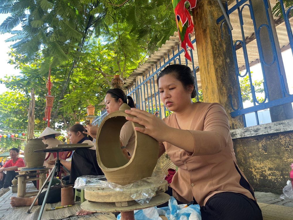 Hội An: Xây dựng tuyến tham quan xanh tại làng gốm Thanh Hà - Ảnh 6.