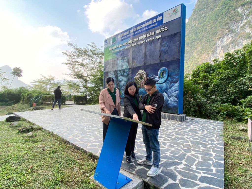 Kiểm tra, đánh giá các điểm di sản trên 4 tuyến du lịch Công viên địa chất Non nước Cao Bằng - Ảnh 1.