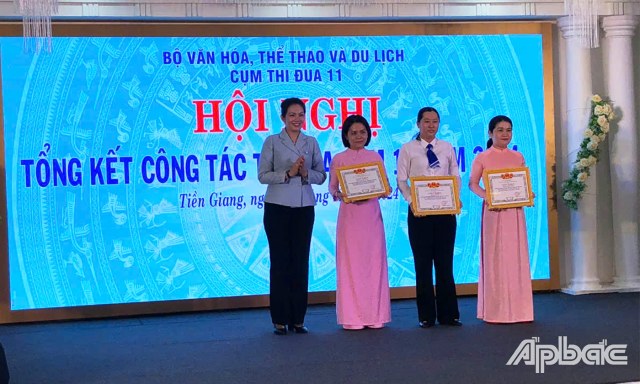 Cụm thi đua 11 ngành Văn hóa, Thể thao và Du lịch tổng kết công tác thi đua năm 2024 - Ảnh 2.