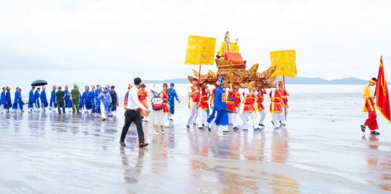 Quảng Ninh: Móng Cái bảo tồn, phát huy giá trị các di sản văn hóa - Ảnh 1.