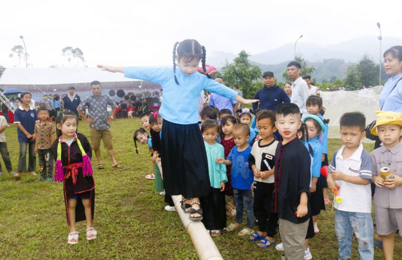 Quảng Ninh: Móng Cái bảo tồn, phát huy giá trị các di sản văn hóa - Ảnh 2.