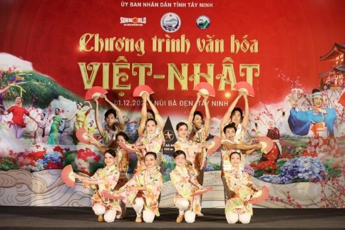 Khai mạc Tuần Văn hóa Việt-Nhật trên đỉnh núi Bà Đen ở tỉnh Tây Ninh - Ảnh 1.