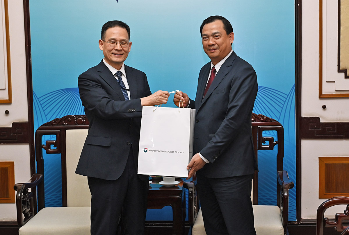 Cục trưởng Nguyễn Trùng Khánh nêu các sáng kiến tăng cường hợp tác du lịch Việt Nam - Hàn Quốc - Ảnh 4.
