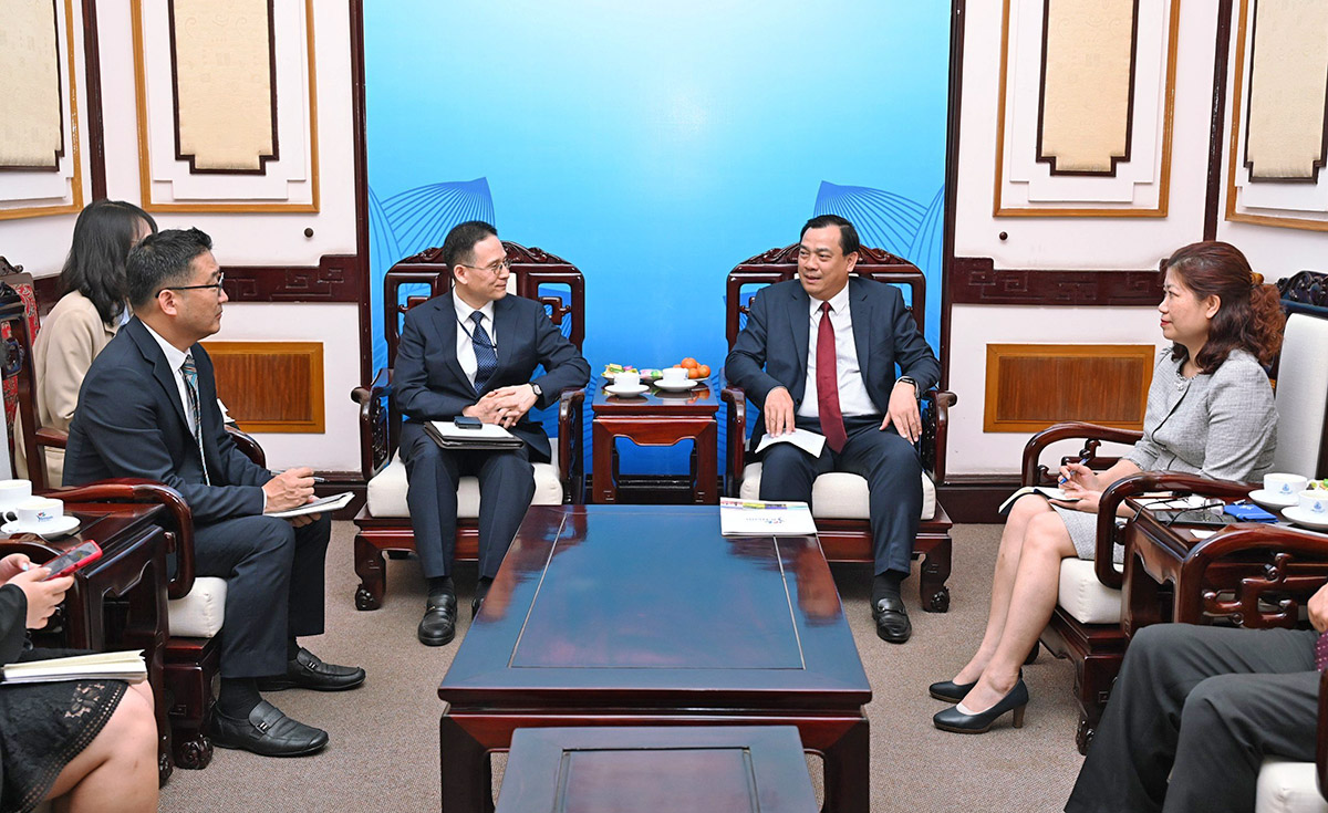 Cục trưởng Nguyễn Trùng Khánh nêu các sáng kiến tăng cường hợp tác du lịch Việt Nam - Hàn Quốc - Ảnh 1.