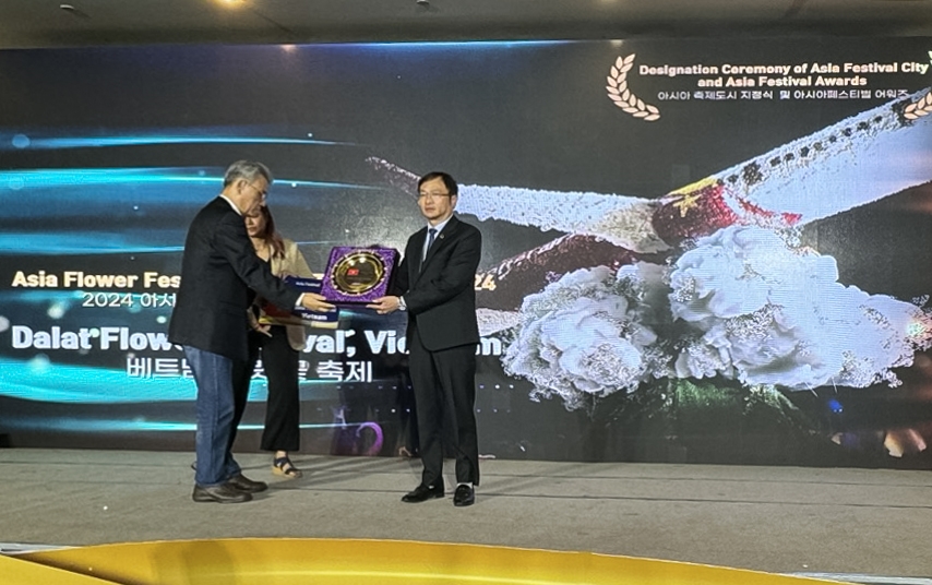 Đà Lạt - Lâm Đồng nhận giải thưởng Thành phố lễ hội của châu Á - Ảnh 1.