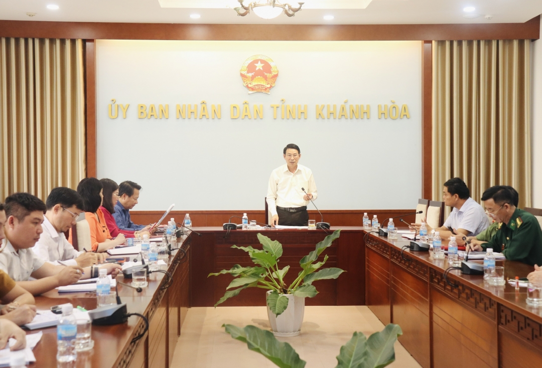Khánh Hòa: Rà soát kế hoạch tổ chức Liên hoan Du lịch Biển Nha Trang 2024 - Ảnh 1.