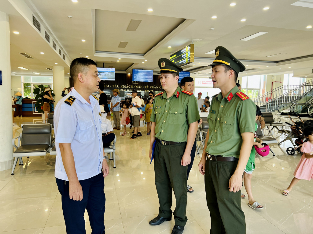Quảng Ninh đảm bảo môi trường kinh doanh du lịch - Ảnh 1.