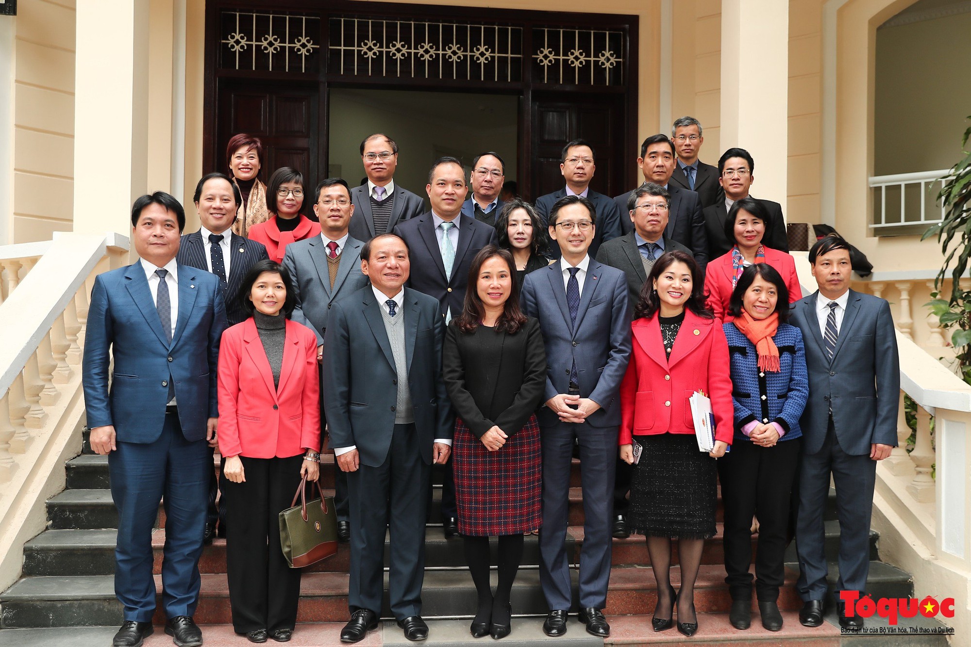 Bộ trưởng Nguyễn Văn Hùng: Văn hóa có sứ mệnh thiêng liêng đó là kết nối tình đoàn kết giữa các dân tộc - Ảnh 7.
