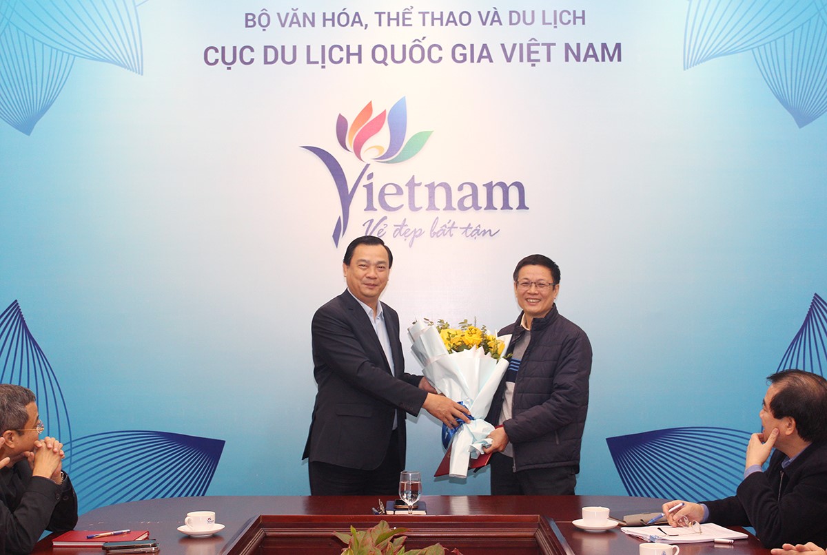 Cục Du lịch Quốc gia Việt Nam công bố Quyết định về công tác cán bộ đối với lãnh đạo Viện Nghiên cứu Phát triển Du lịch - Ảnh 3.