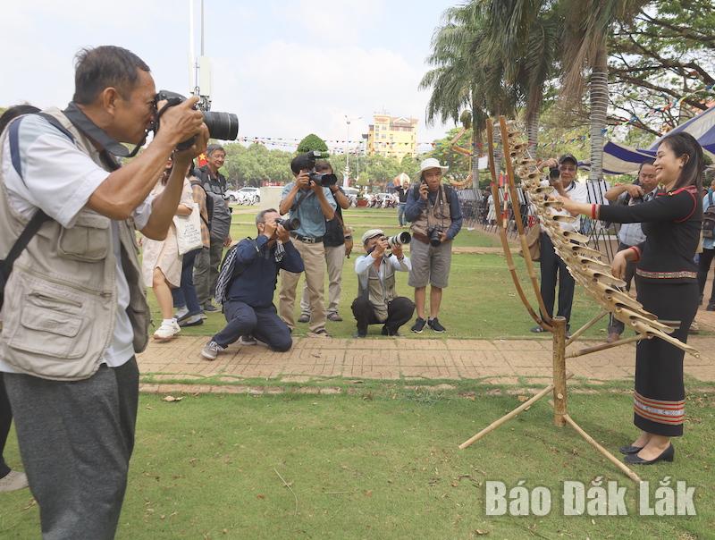 Phát động Cuộc thi ảnh nghệ thuật với chủ đề “Đắk Lắk – Hội tụ và bản sắc”  - Ảnh 1.