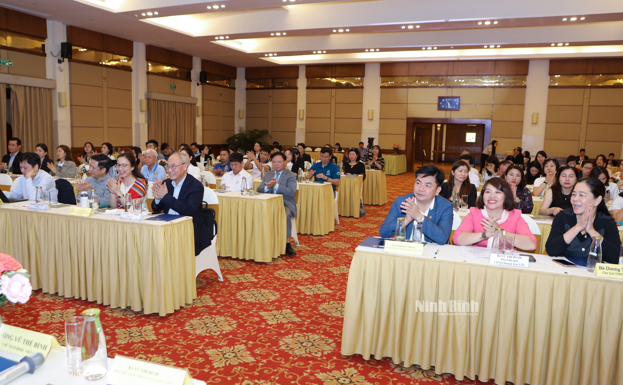 Ninh Bình: Hội thảo tập huấn giảm thiểu rác thải nhựa trong lĩnh vực du lịch gắn với xây dựng sản phẩm du lịch xanh - Ảnh 2.