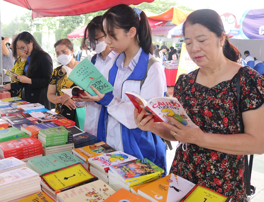 Bắc Ninh: Phong phú hoạt động nhân Ngày Sách và Văn hóa đọc năm 2024 - Ảnh 2.