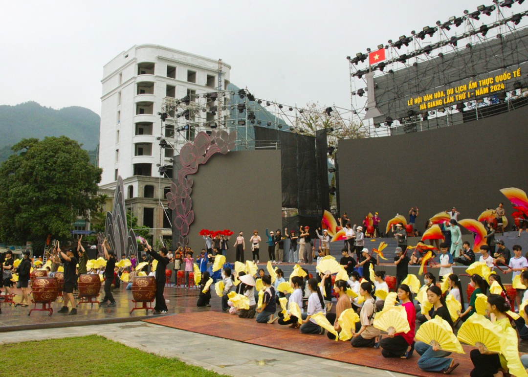Hứa hẹn đặc sắc Lễ hội Văn hóa, du lịch và ẩm thực quốc tế Hà Giang lần đầu tiên tổ chức - Ảnh 2.
