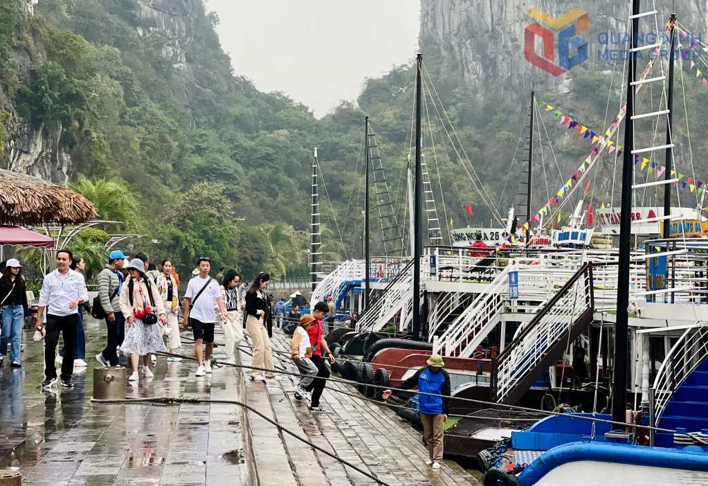 Quảng Ninh: Sẵn sàng cho mùa du lịch hè 2024 - Ảnh 1.