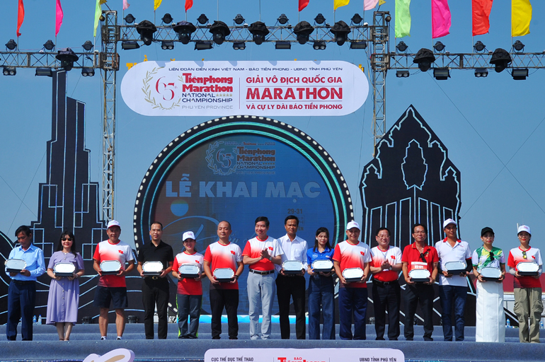 Phú Yên: Khai mạc Giải vô địch quốc gia Marathon và cự ly dài Báo Tiền Phong lần thứ 65 - Ảnh 3.