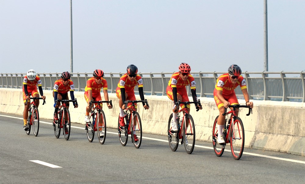 Quảng Ngãi: Bảo đảm các điều kiện tổ chức Cuộc đua xe đạp toàn quốc Cúp HTV “Non sông liền một dải” - Ảnh 2.