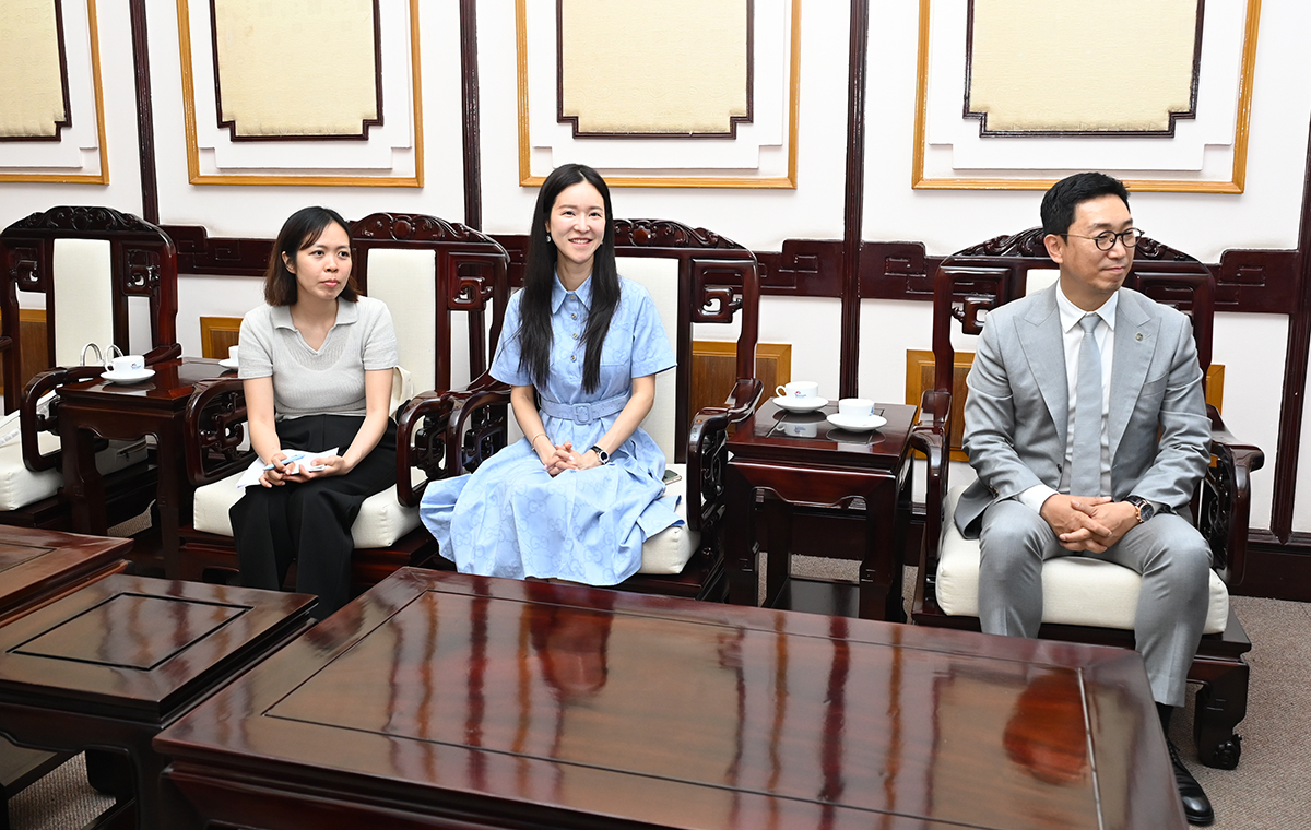Cục trưởng Nguyễn Trùng Khánh tiếp và làm việc với Đại sứ Du lịch Việt Nam tại Hàn Quốc Lý Xương Căn - Ảnh 2.