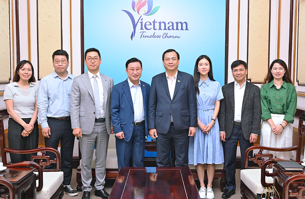 Cục trưởng Nguyễn Trùng Khánh tiếp và làm việc với Đại sứ Du lịch Việt Nam tại Hàn Quốc Lý Xương Căn - Ảnh 4.