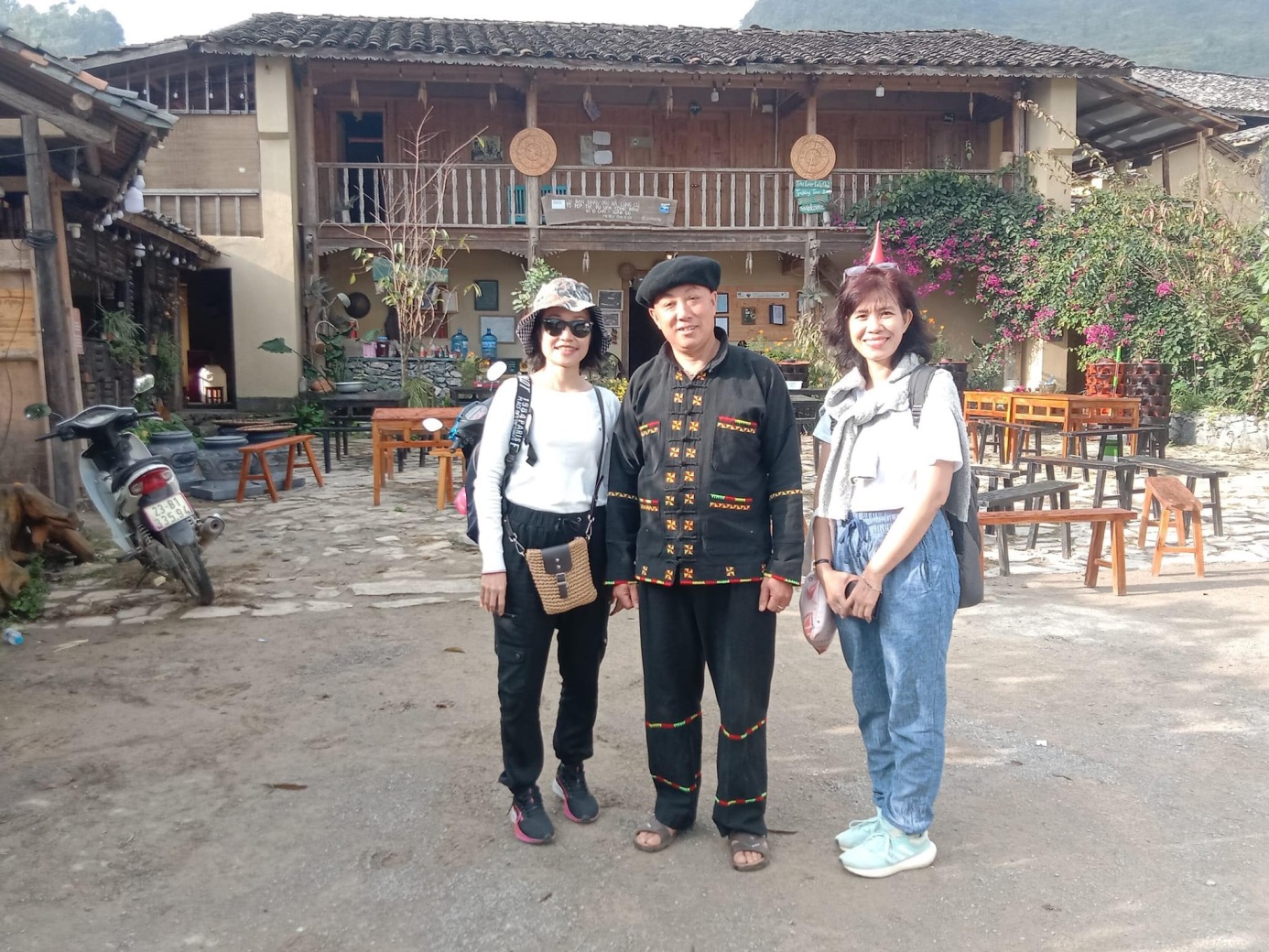 Lưu giữ và phát huy những giá trị làng văn hóa du lịch cộng đồng trong phát triển du lịch tỉnh Hà Giang - Ảnh 4.
