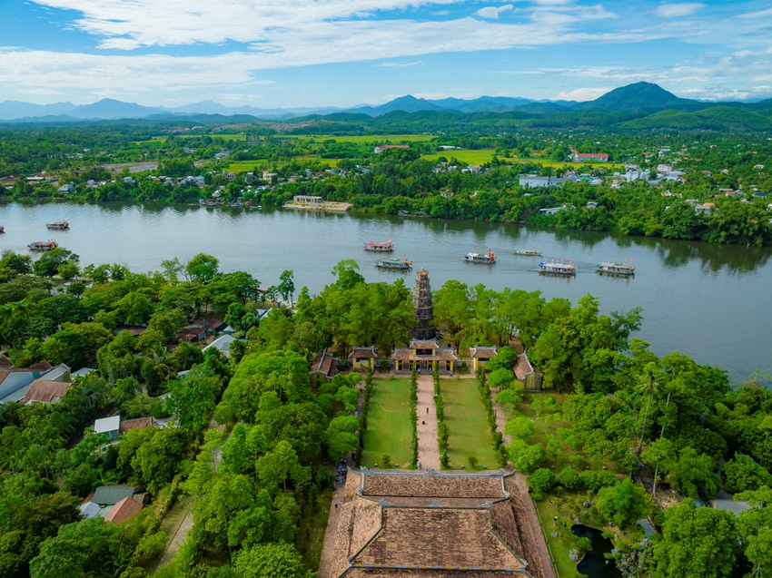   Phát triển du lịch tâm linh ở Huế - Ảnh 3.