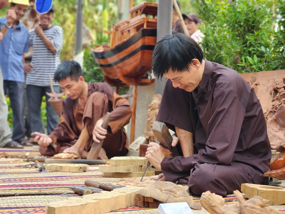 Chuỗi hoạt động tôn vinh “Nét hoa nghề Hội An” - Ảnh 2.